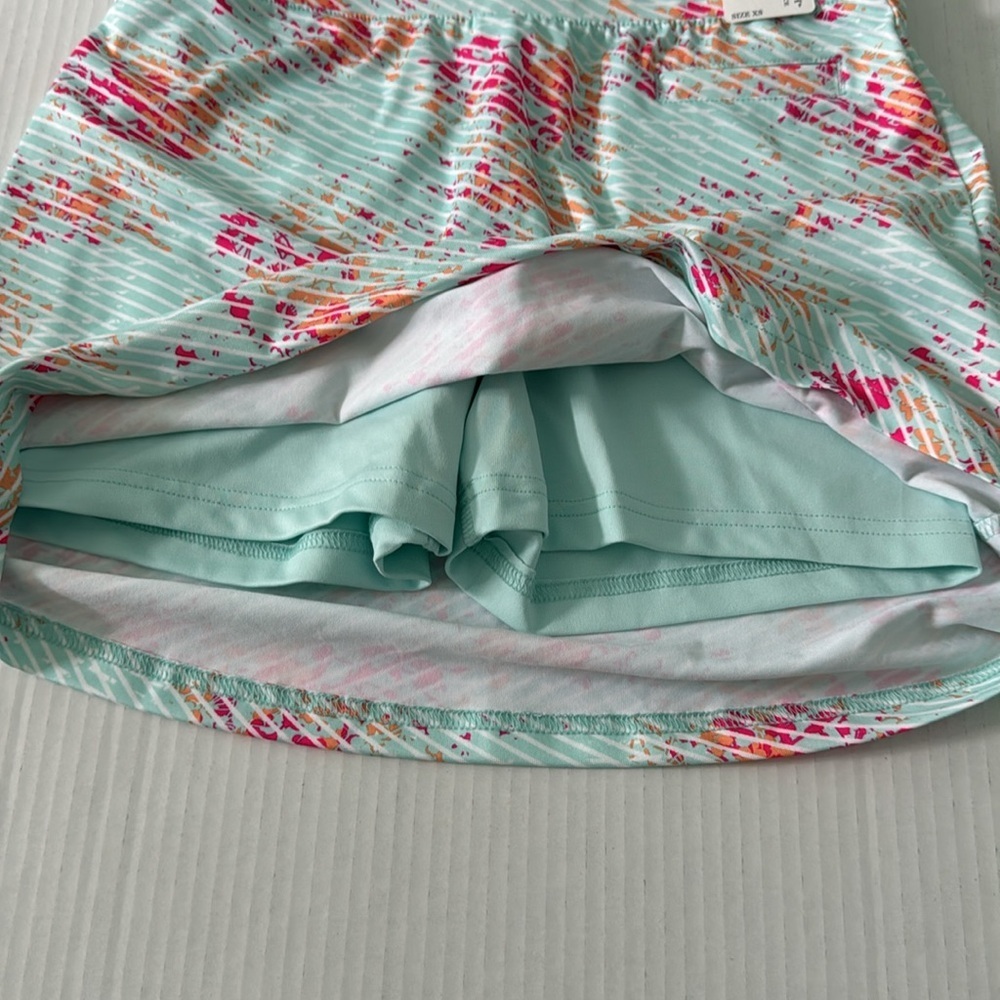 Pebble Beach Dry Luxe Performance Floral Skort Size XS NWT - Picture 4 of 12